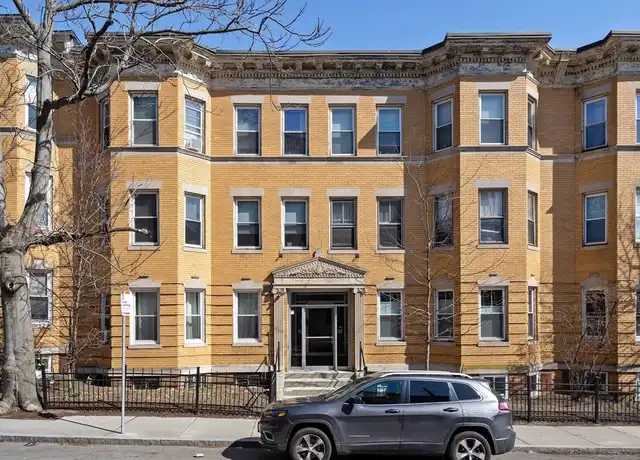 Property at 141 Chiswick Rd Unit 1B, Brighton, MA, 02135, 2 beds, 1 bath, [object Object]