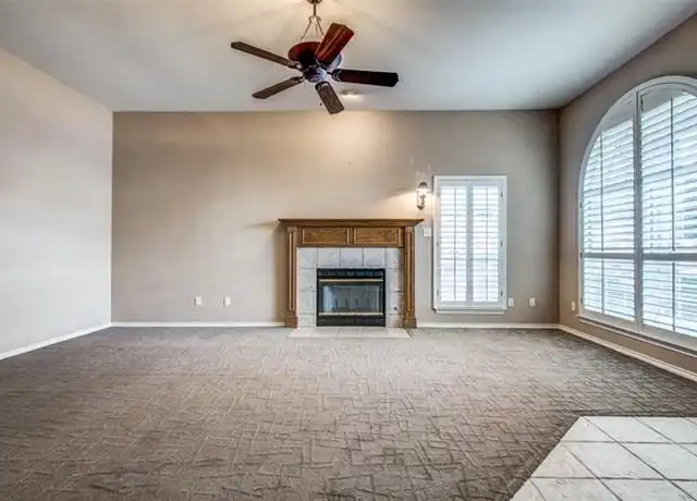 Property at 1003 Mack Pl, Denton, TX, 76209, 3 beds, 2 baths, [object Object]