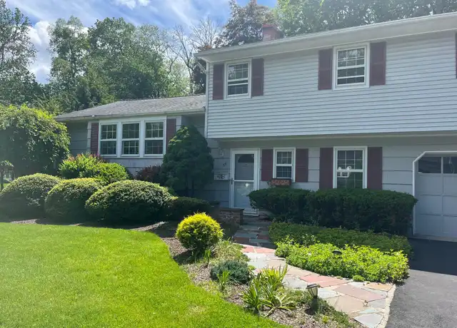 Property at 56 Capral Ln, New City, NY, 10956, 5 beds, 3.5 baths, [object Object]