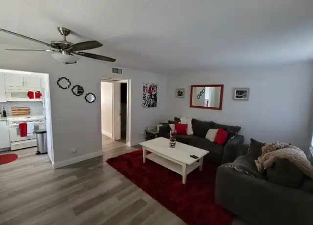 Property at 212 SE 9th Ave, Deerfield Beach, FL, 33441, 1 bed, 1 bath, [object Object]