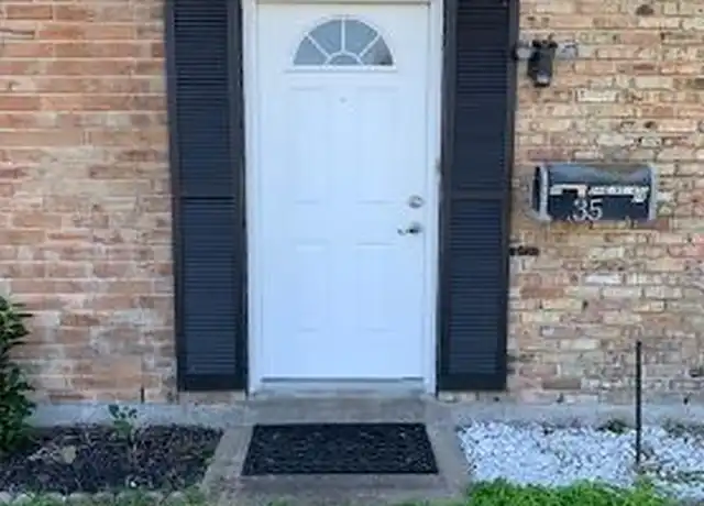 Property at 35 San Jacinto Dr, Galveston, TX, 77550, 2 beds, 2 baths, [object Object]
