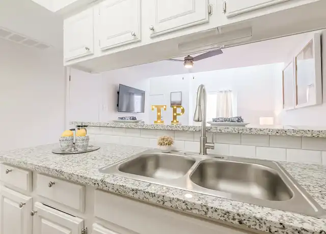 Property at Turtle Pointe Apartments - 8162 Richmond Ave, Houston, TX, 77063, 1-2 bed, 1-2 bath, [object Object]