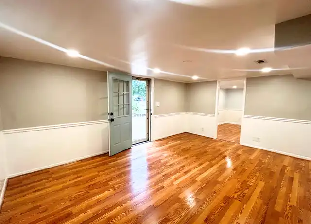 Property at 8070 Esterbrook Dr Unit B, Nashville, TN, 37221, 2 beds, 1 bath, [object Object]