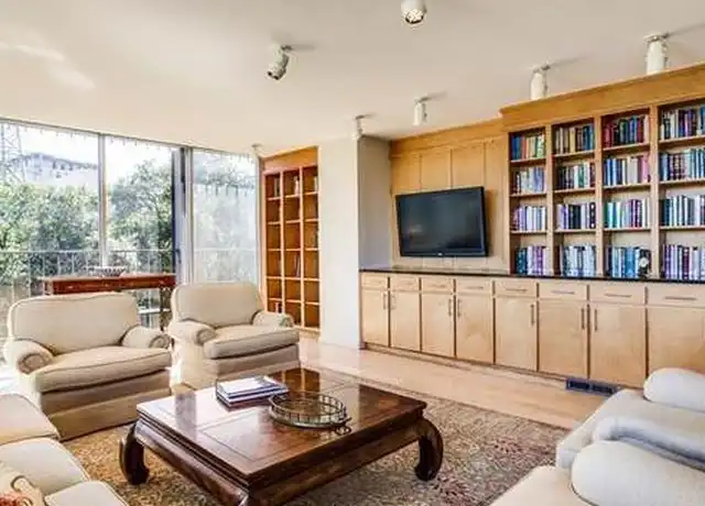 Property at 3310 Fairmount St Unit 18211, Dallas, TX, 75201, 1 bed, 1 bath, [object Object]