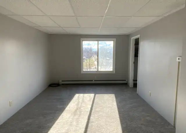 Property at 1913 Hammond Ave, Superior, WI, 54880, 2 beds, 1 bath, [object Object]