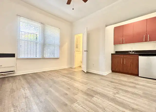 Property at 5600 Fernwood Ave Unit 204A, Los Angeles, CA, 90028, 0 beds, 1 bath, [object Object]