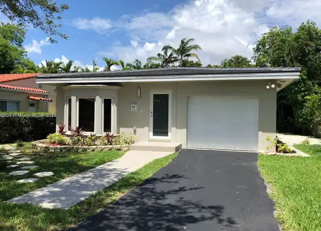 Property at 922 Monterey St, Coral Gables, FL, 33134, 3 beds, 2 baths, [object Object]