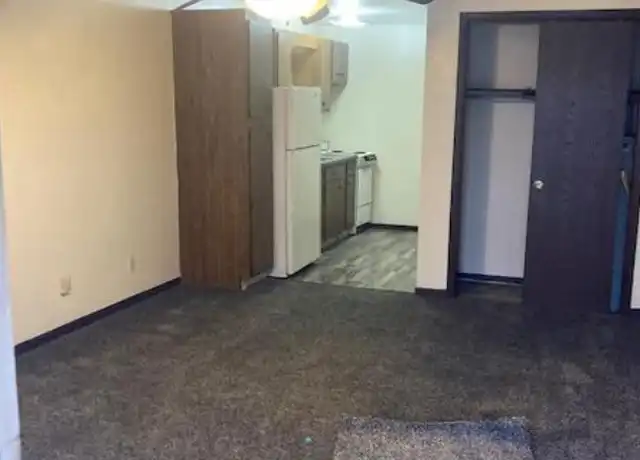 Property at 105 Chicora Rd, Butler, PA, 16001, 1 bed, 1 bath, [object Object]