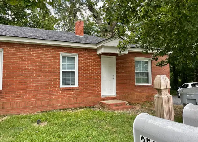 Property at 254 N Elm St Unit 254, Asheboro, NC, 27203, 2 beds, 1 bath, [object Object]