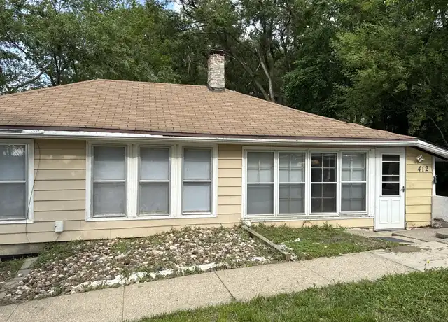 Property at 412 S Linn St, Sioux City, IA, 51106, 3 beds, 1 bath, [object Object]