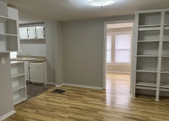 Property at 412 S Linn St, Sioux City, IA, 51106, 3 beds, 1 bath, [object Object]