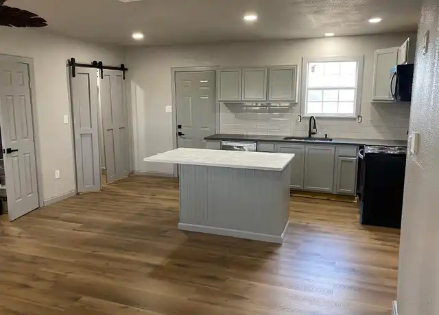 Property at 127 Clearview Dr, Bastrop, TX, 78602, 2 beds, 2 baths, [object Object]
