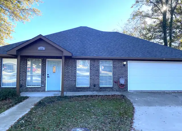 Property at 116 Westpark, Pittsburg, TX, 75686, 3 beds, 2 baths, [object Object]