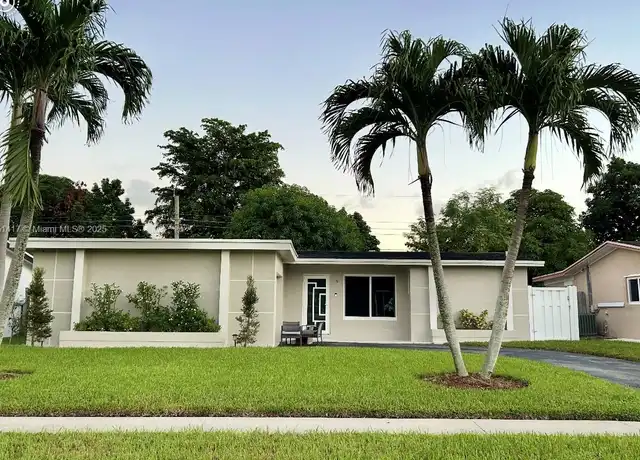 Property at 6531 NW 24th Pl, Sunrise, FL, 33313, 2 beds, 2 baths, [object Object]