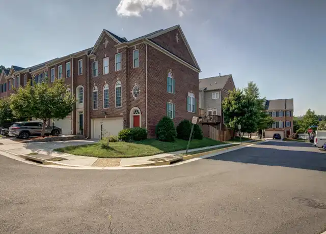 Property at 8410 Chaucer House Ct, Lorton, VA, 22079, 3 beds, 3.5 baths, [object Object]