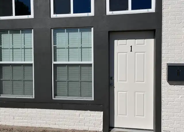 Property at 1201 NW 2nd St, Oklahoma City, OK, 73106, 2 beds, 1 bath, [object Object]