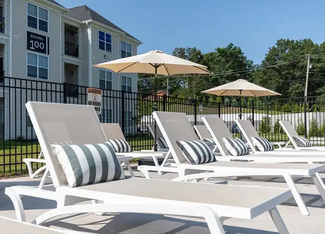 Property at The Paragon Apartments - 1020 Larsen Rd, Jackson, NJ, 08527, 1-2 bed, 1-2 bath, [object Object]
