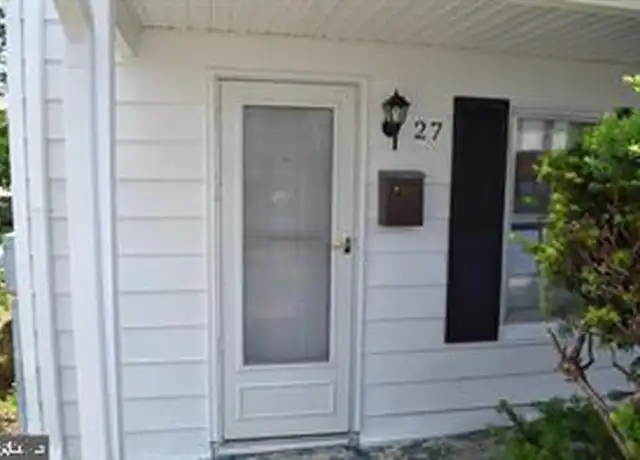 Property at 27 E Pall Mall St, Winchester, VA, 22601, 2 beds, 2 baths, [object Object]