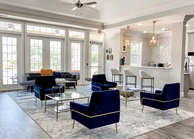 Photo of 100 Monticello Mews, Hampton, VA 23666