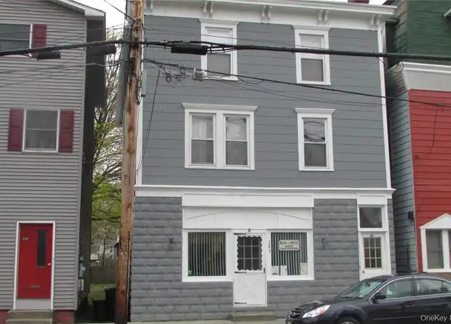 Property at 245 Hudson St Unit 3, Cornwall-On-Hudson, NY, 12520, 3 beds, 1 bath, [object Object]