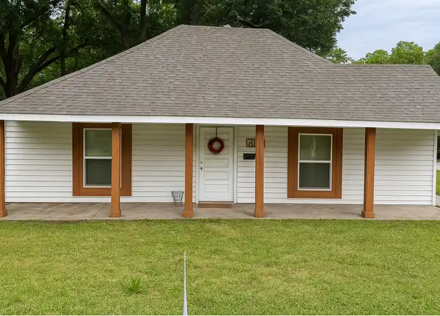 Property at 302 S Rusk St, Sherman, TX, 75090, 2 beds, 1 bath, [object Object]