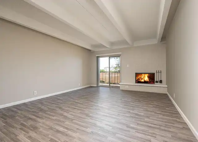 Property at Uptown Square - 7000 Phoenix Ave NE, Albuquerque, NM, 87110, 1 bed, 1 bath, [object Object]