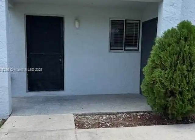 Property at 153 Lakeview Dr #102, Weston, FL, 33326, 2 beds, 2 baths, [object Object]