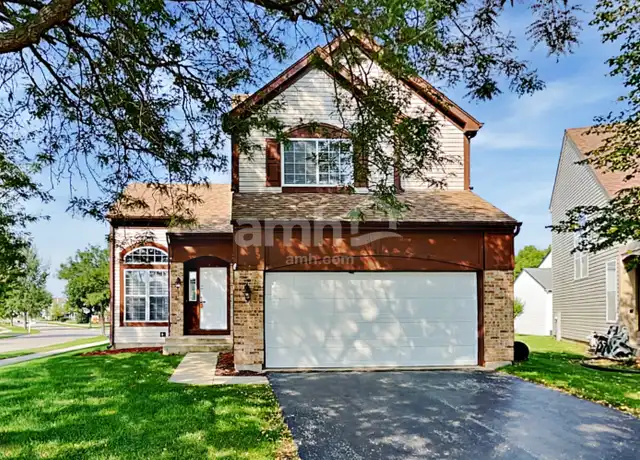 Property at 300 Annandale Dr, Lake in the Hills, IL, 60156, 3 beds, 2.5 baths, [object Object]