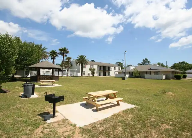 Property at Oak Ridge - 7201 Bruner St, Pensacola, FL, 32526, 2 beds, 1.5 baths, [object Object]