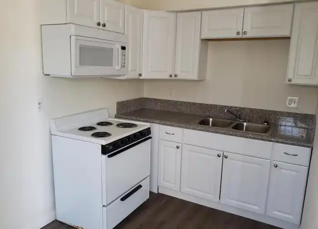 Property at 2108 Sunrise Ave, Las Vegas, NV, 89101, 2 beds, 1 bath, [object Object]