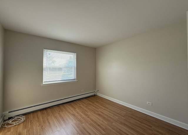 Photo of 9982 S 84th Ter Unit 303, Palos Hills, IL 60465