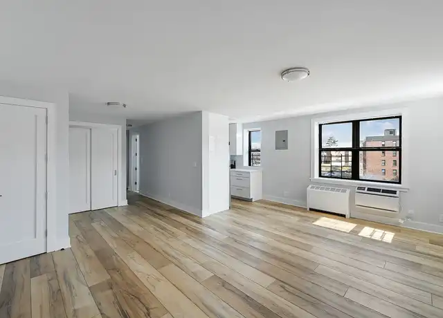 Property at Harbor House - 3 Davenport Ave, New Rochelle, NY, 10805, 1 bed, 1 bath, [object Object]