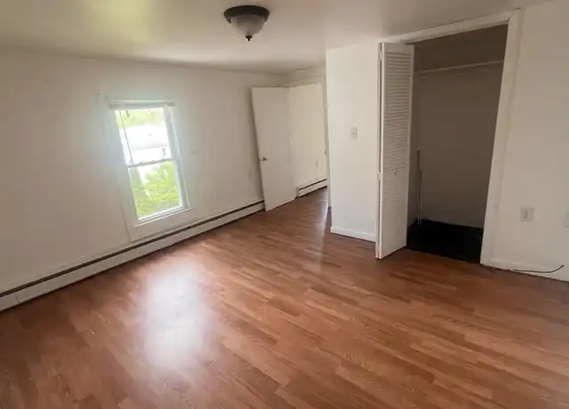 Property at 20 W Noble St Unit 2, Nanticoke, PA, 18634, 1 bed, 1 bath, [object Object]