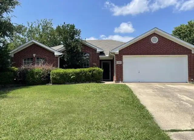 Property at 1405 High Crest Dr, Mansfield, TX, 76063, 3 beds, 2 baths, [object Object]