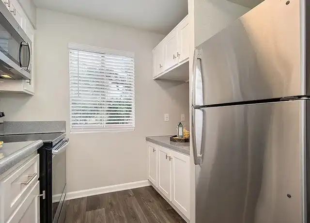 Property at St. Charles Oaks Apartments - 800 Saint Charles Dr, Thousand Oaks, CA, 91360, 1 bed, 1 bath, [object Object]