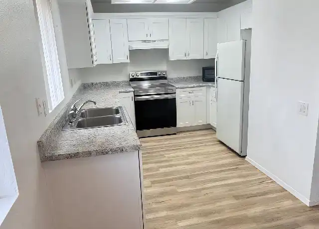 Property at 2035 S Elm St, Tempe, AZ, 85282, 2 beds, 1 bath, [object Object]