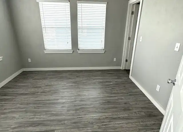Property at 200 NE 14th St Unit 14TH STREETB2, Oklahoma City, OK, 73104, 2 beds, 1 bath, [object Object]