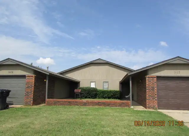 Property at 1017 SW 81st St, Oklahoma City, OK, 73139, 3 beds, 2 baths, [object Object]