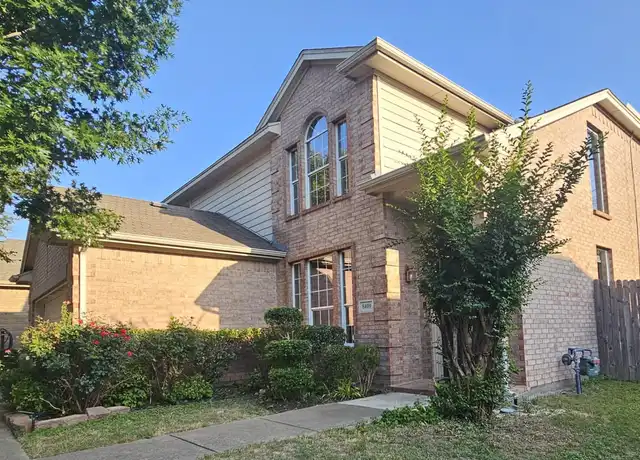 Property at 8409 Romanway Dr, Dallas, TX, 75249, 3 beds, 2.5 baths, [object Object]