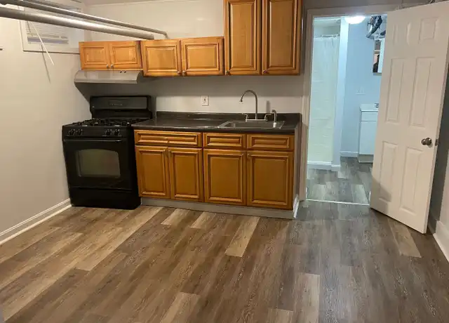 Property at 654 Elmwood Ave Unit B3, Providence, RI, 02907, 1 bed, 1 bath, [object Object]