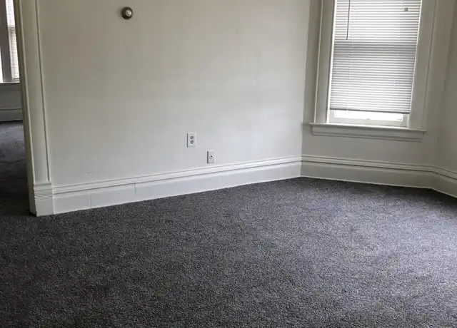 Property at 301 Dearborn St, Caldwell, ID, 83605, 1 bed, 1 bath, [object Object]