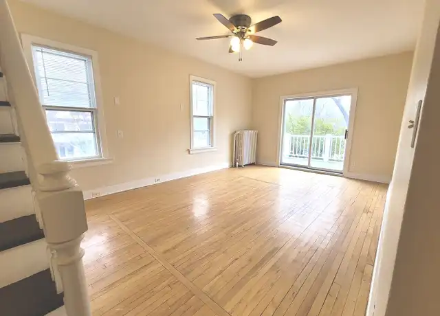 Property at 1901 E Newberry Blvd #1903, Milwaukee, WI, 53211, 3 beds, 1 bath, [object Object]