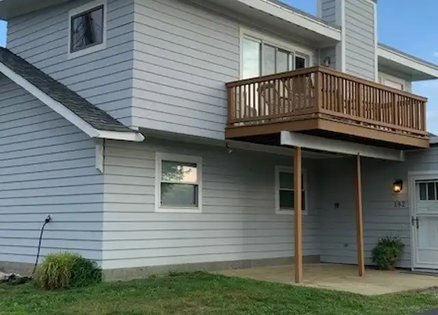 Property at 182 Bayview Ave, Portsmouth, RI, 02871, 1 bed, 1 bath, [object Object]