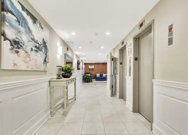 Property at Heritage House Apartments - 21 Mount Kemble Ave, Morristown, NJ, 07960, 0-1 beds, 1 bath, [object Object]