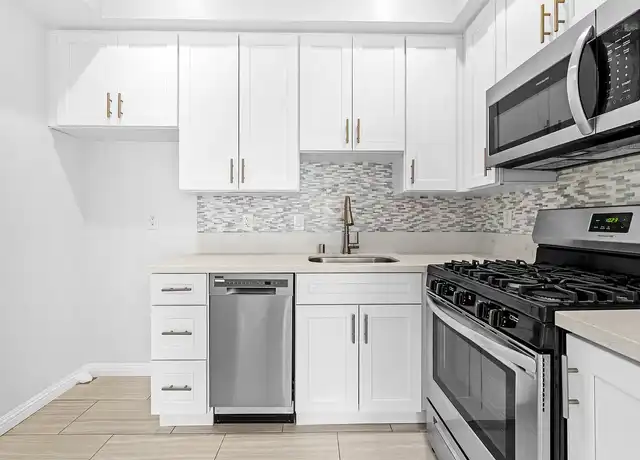 Property at Hollywood Vista - 7428 Hollywood Blvd, Los Angeles, CA, 90046, 0 beds, 1 bath, [object Object]