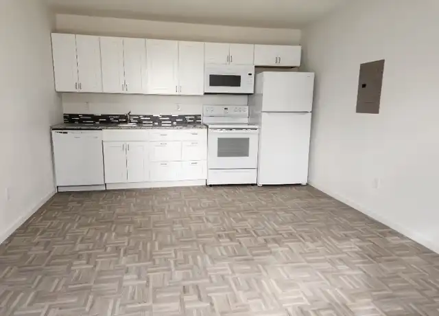 Property at 1120 Montana St Unit 14, Gooding, ID, 83330, 1 bed, 1 bath, [object Object]
