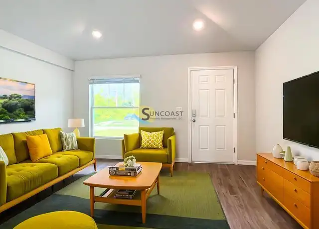 Property at 27165 Washington St, Punta Gorda, FL, 33983, 2 beds, 2 baths, [object Object]