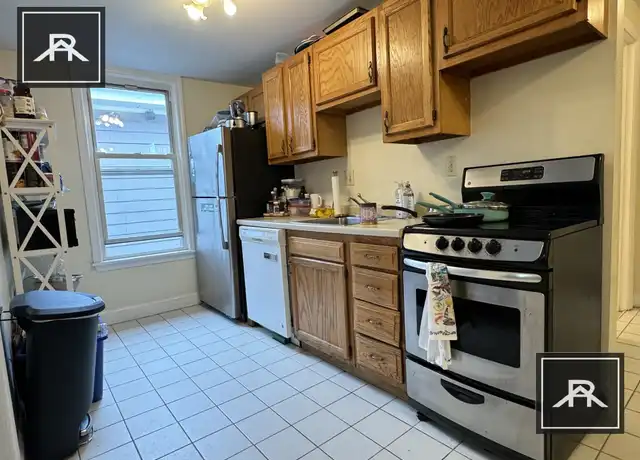Property at 216 Freeman St Unit 2, Brookline, MA, 02446, 4 beds, 2 baths, [object Object]