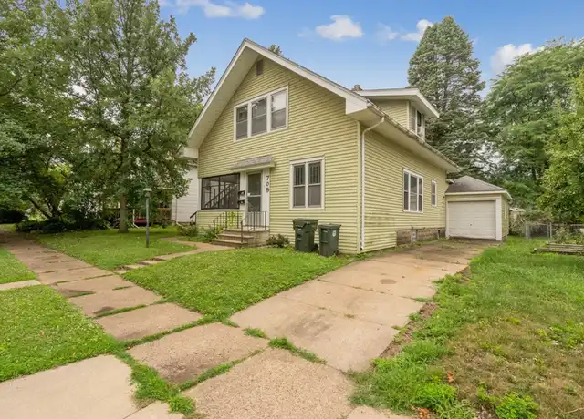 Property at 709 Walnut St Unit 709, Cedar Falls, IA, 50613, 2 beds, 1 bath, [object Object]