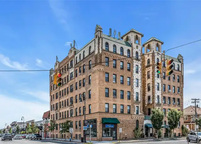 Property at 310 Riverside Blvd Unit 1E, Long Beach, NY, 11561, 0 beds, 1 bath, [object Object]